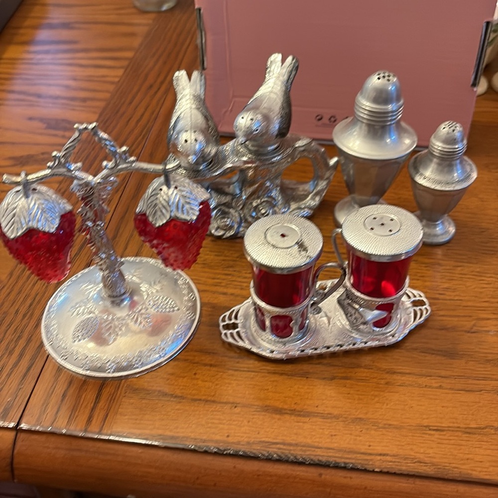 All Plastic Silver Bird, Strawberry, Sliver and Red cup Salt and Pepper Shakers